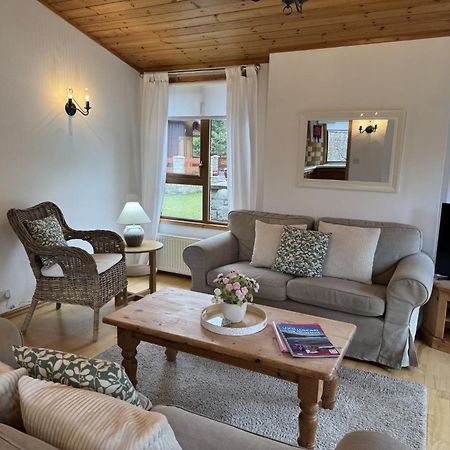 Walled Garden Lodges Loch Lomond Balloch Extérieur photo