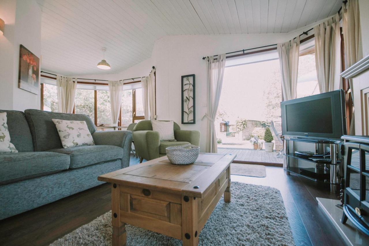 Walled Garden Lodges Loch Lomond Balloch Extérieur photo