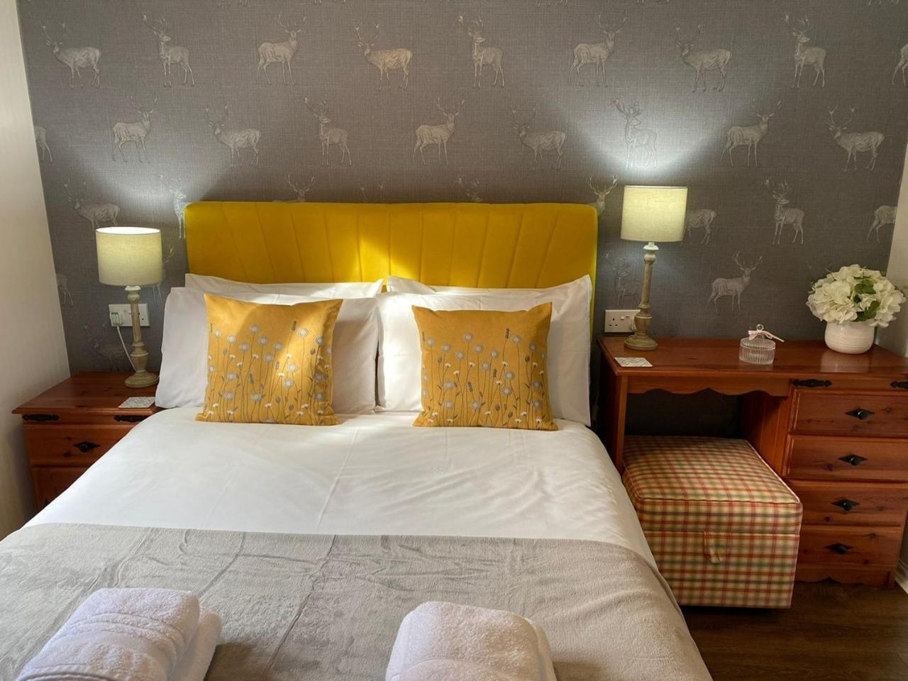 Walled Garden Lodges Loch Lomond Balloch Extérieur photo