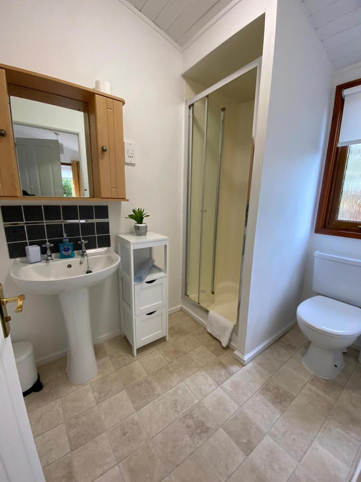 Walled Garden Lodges Loch Lomond Balloch Extérieur photo