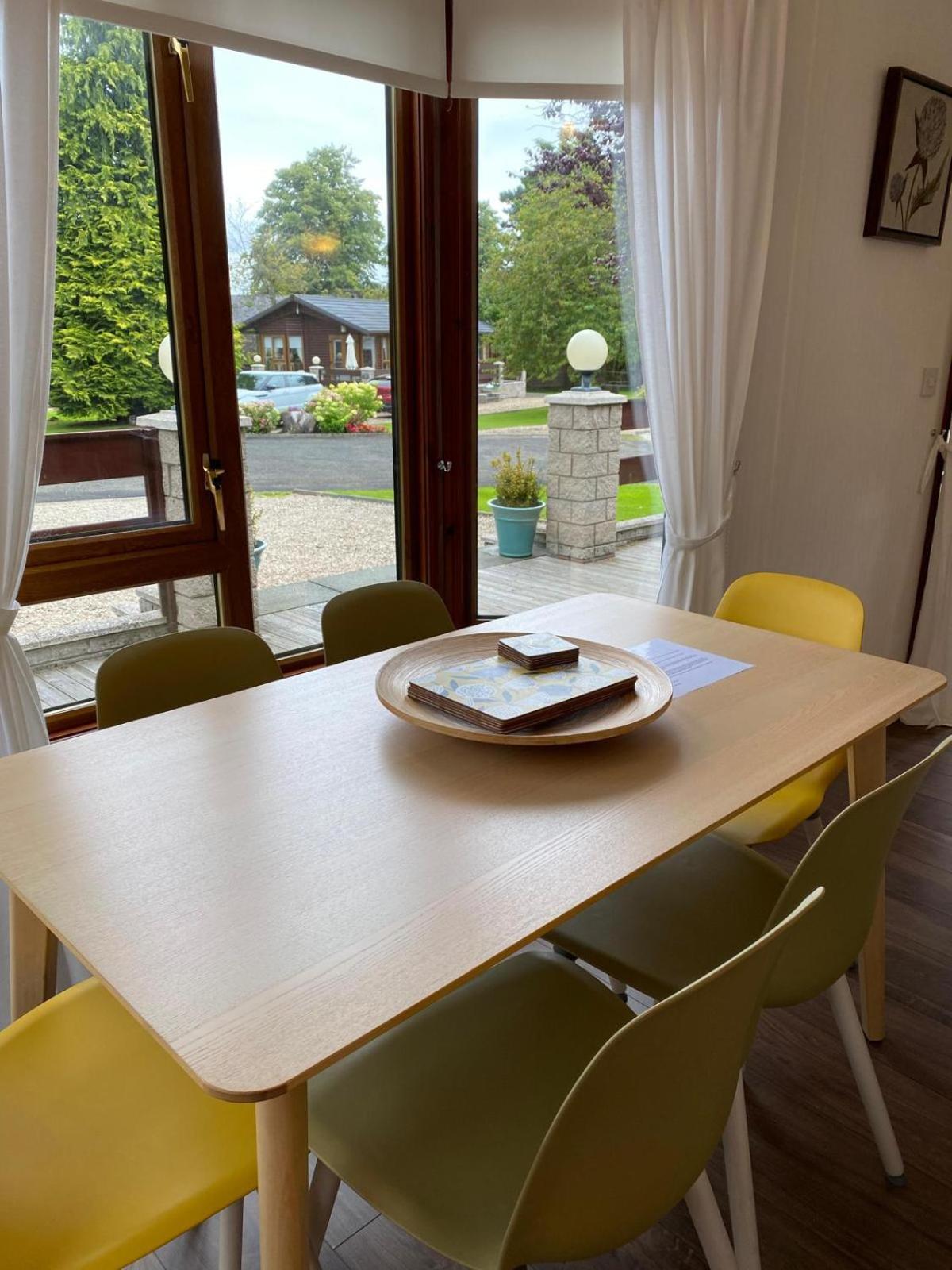Walled Garden Lodges Loch Lomond Balloch Extérieur photo