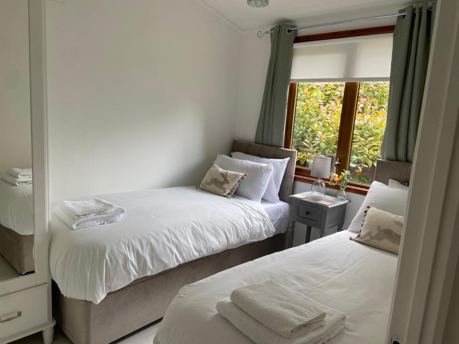 Walled Garden Lodges Loch Lomond Balloch Extérieur photo